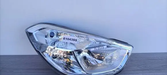 Dacia Dokker Headlight/headlamp 260102414R