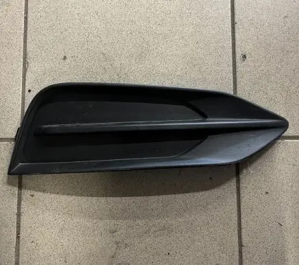 Volvo S90, V90 Front bumper lower grill 31383250