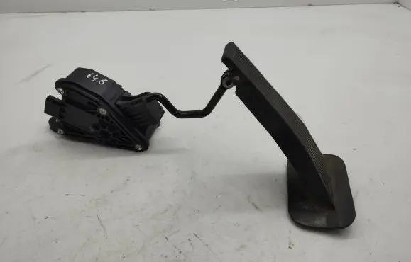 Honda Civic Accelerator throttle pedal J20000188708