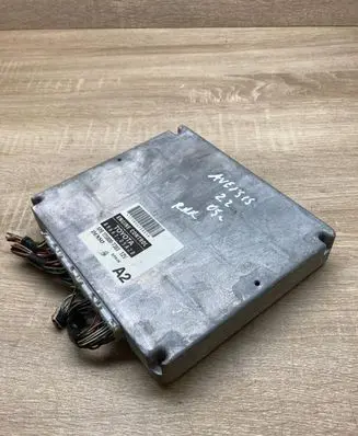 Toyota Avensis T250 Engine control unit/module ECU 8966105A20 MB1758007383