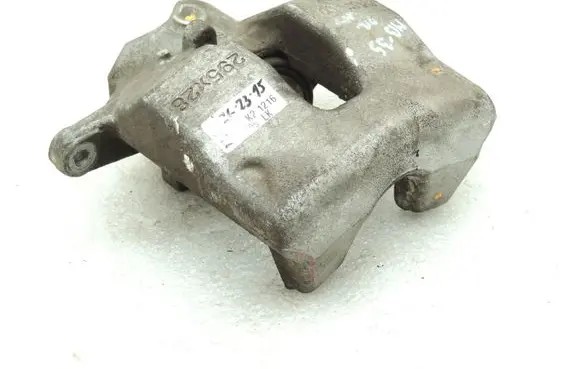 Mercedes-Benz E W212 Front brake caliper A2044212481