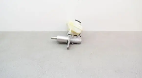 Audi A8 S8 D4 4H Brake fluid reservoir 8K0611301A