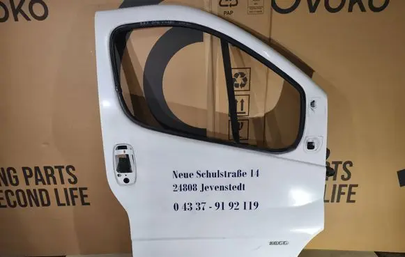Opel Vivaro Front door 