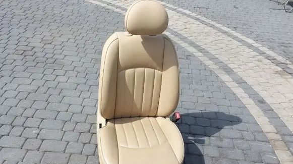 Mercedes-Benz CLS C219 Front driver seat 