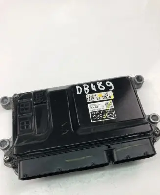 Mazda 3 II Engine control unit/module ECU P56C18881A