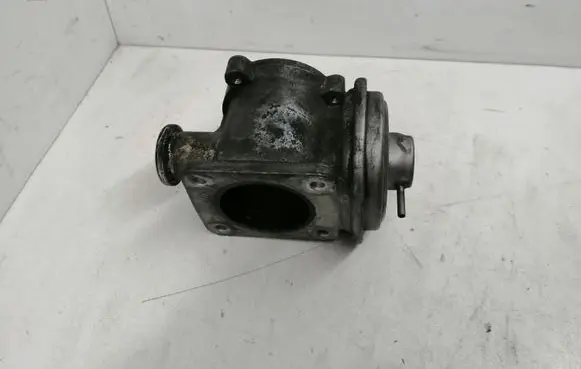 BMW 5 E60 E61 EGR valve 7804380 07T146 70045000