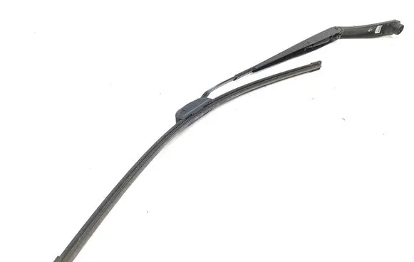 Hyundai Ioniq 5 Front wiper blade arm