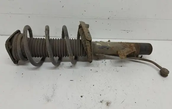 Volvo V50 Front shock absorber/damper 30736757