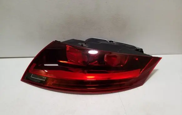 Audi TT TTS Mk2 Rear/tail lights 8J0945096G