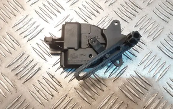 Land Rover Freelander Air flap motor/actuator 6NN00762601