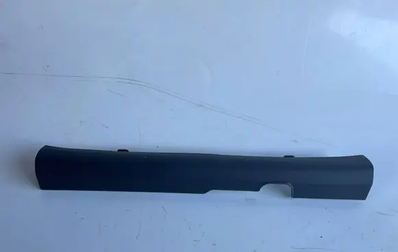 KIA Sportage Front sill trim cover 85881F1000