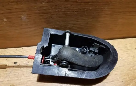 Rear door interior handle