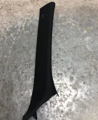 BMW X5 E70 (A) pillar trim 7129750