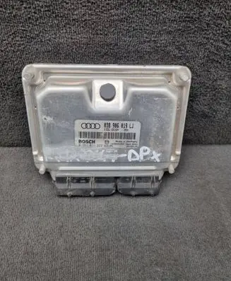 Audi A4 S4 B6 8E 8H Engine control unit/module 038906019LJ 0281011222