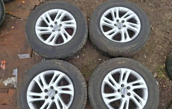 Volvo XC60 R17 alloy rim 31429693