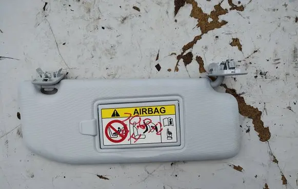 Peugeot 208 I Sun visor 