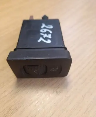 Volkswagen Golf IV Seat heating switch 1J0963564B