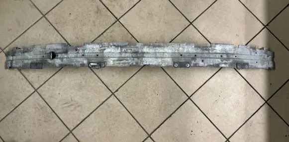 BMW 5 E60 E61 Front bumper cross member 714858603 13232811 7148586