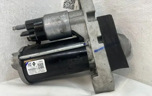 Nissan Qashqai J12 Starter motor 233006UB0B