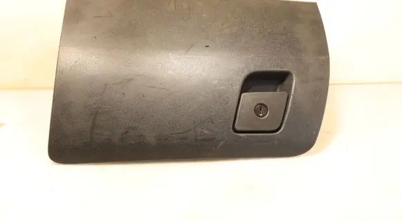 Opel Combo D Glove box