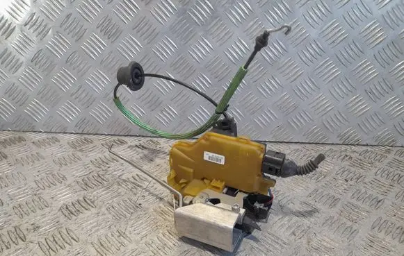Audi A4 S4 B6 8E 8H Front door lock 8E1837016D