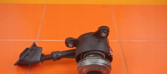 Citroen DS3 Clutch slave cylinder 510012910 5FR