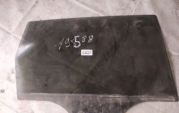 Honda FR-V Rear door window glass as3