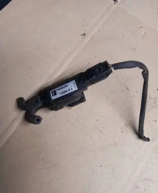 Mercedes-Benz C W203 Turbo solenoid valve 702256370 6116305 48b43625c02