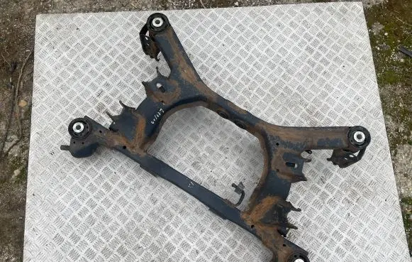 Subaru Legacy Rear subframe 