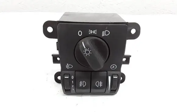 Suzuki Ignis Light switch 22233