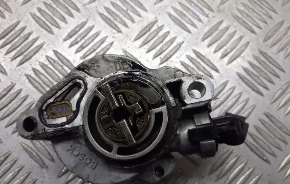 Citroen Berlingo Vacuum pump D156-2C1