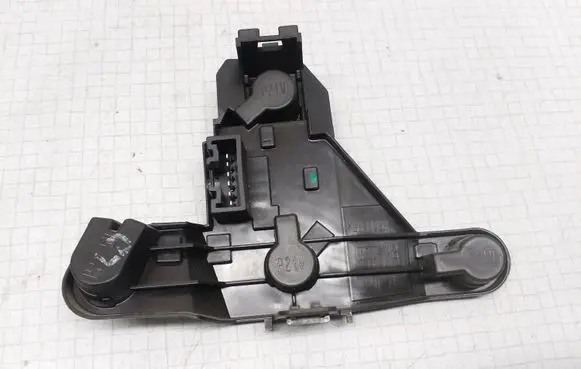 Tail light part