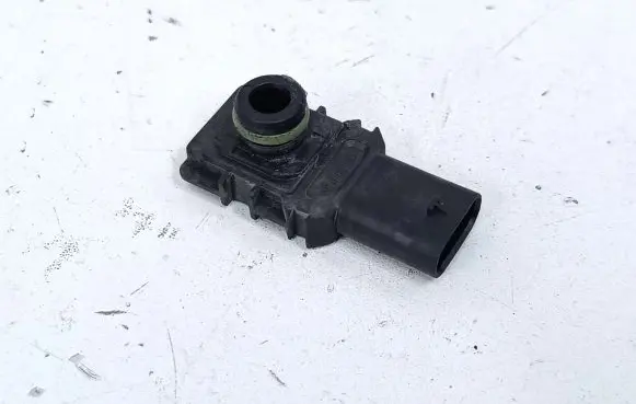 Volkswagen PASSAT B8 USA Air pressure sensor 06L906052