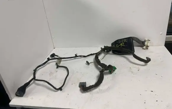Volvo V70 Front door wiring loom 30762156