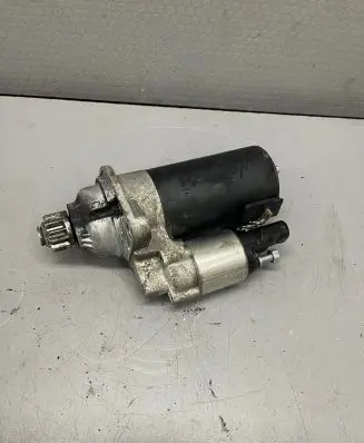 Volkswagen Golf VII Starter motor