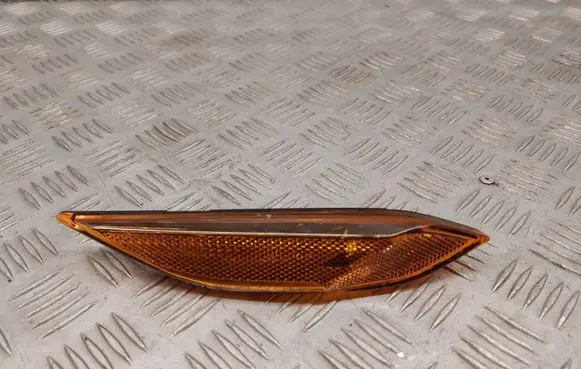 Porsche Cayenne (92A) Front fender indicator light 7P5945071A
