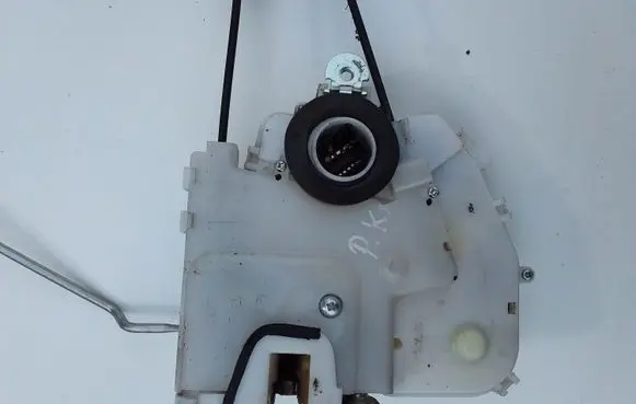Honda FR-V Front door lock SJDL