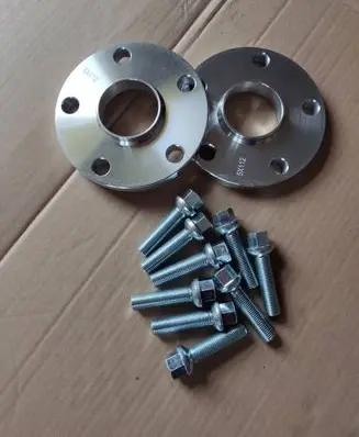 Volkswagen Golf IV Wheel spacers 