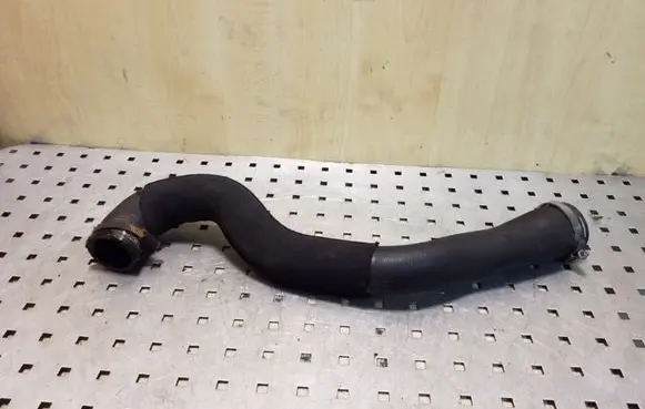 Intercooler hose/pipe