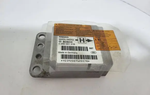 Nissan Almera N16 Airbag control unit/module 988205M302 0285001318 YE5M2007120578
