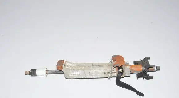 BMW M4 F82 F83 Steering wheel axle 6858559