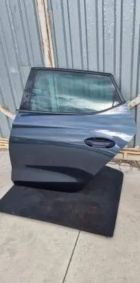 Cupra Leon Rear door