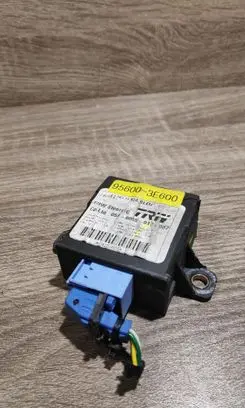 KIA Sorento Power steering control unit/module 956003E600