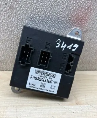 Mercedes-Benz E W211 Comfort/convenience module 2115452132