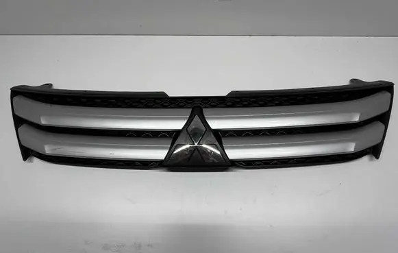Mitsubishi Eclipse Cross Front bumper upper radiator grill 7450B072