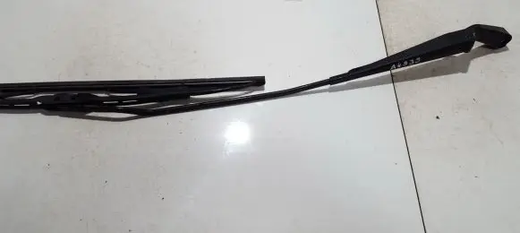 Volkswagen Golf III Front wiper blade arm 1h1955410b