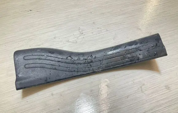 Nissan Juke I F15 Rear sill trim cover 769B61KA2A