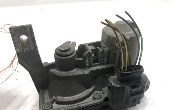 Skoda Octavia Mk3 (5E) Engine shut-off valve 5Q0253691J