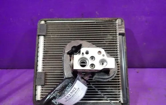 Air conditioning (A/C) radiator (interior)