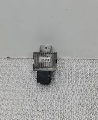 Citroen DS5 Glow plug pre-heat relay 9663824880 AV6112A343BA